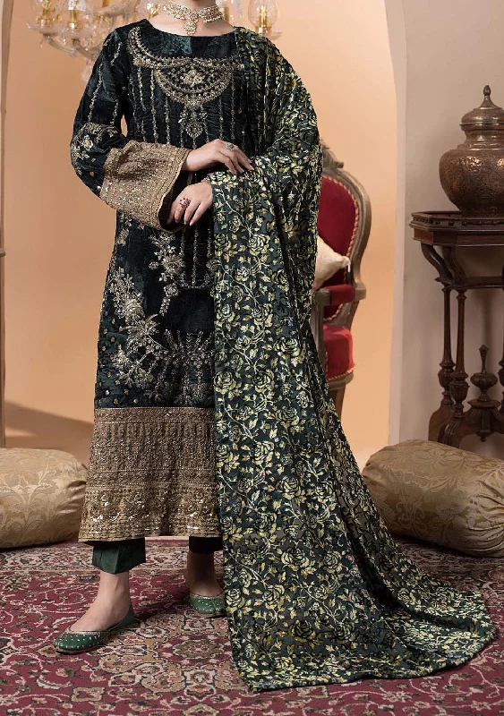 Adan's Libas Plachi Pakistani Velvet Dress