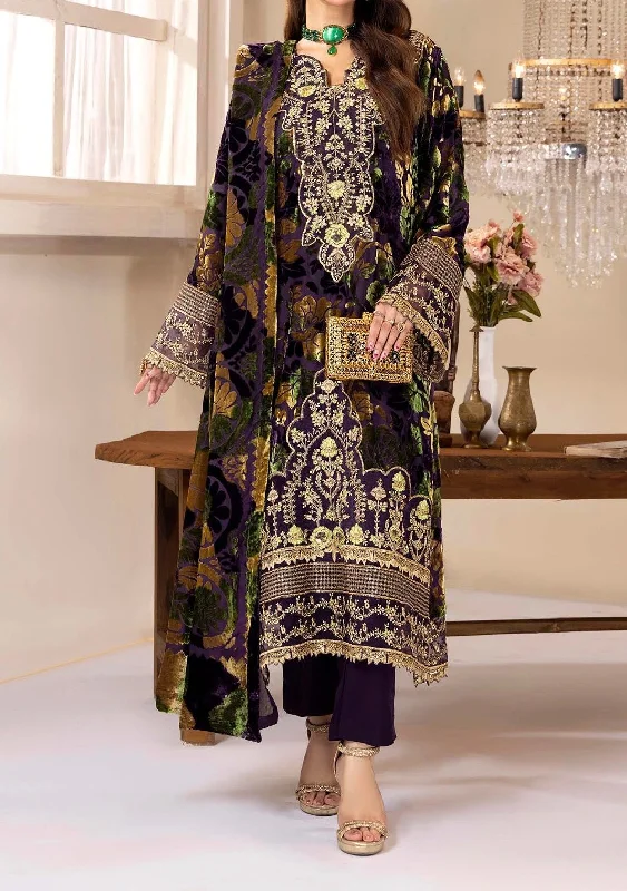 Adan's Libas Plachi Pakistani Velvet Dress